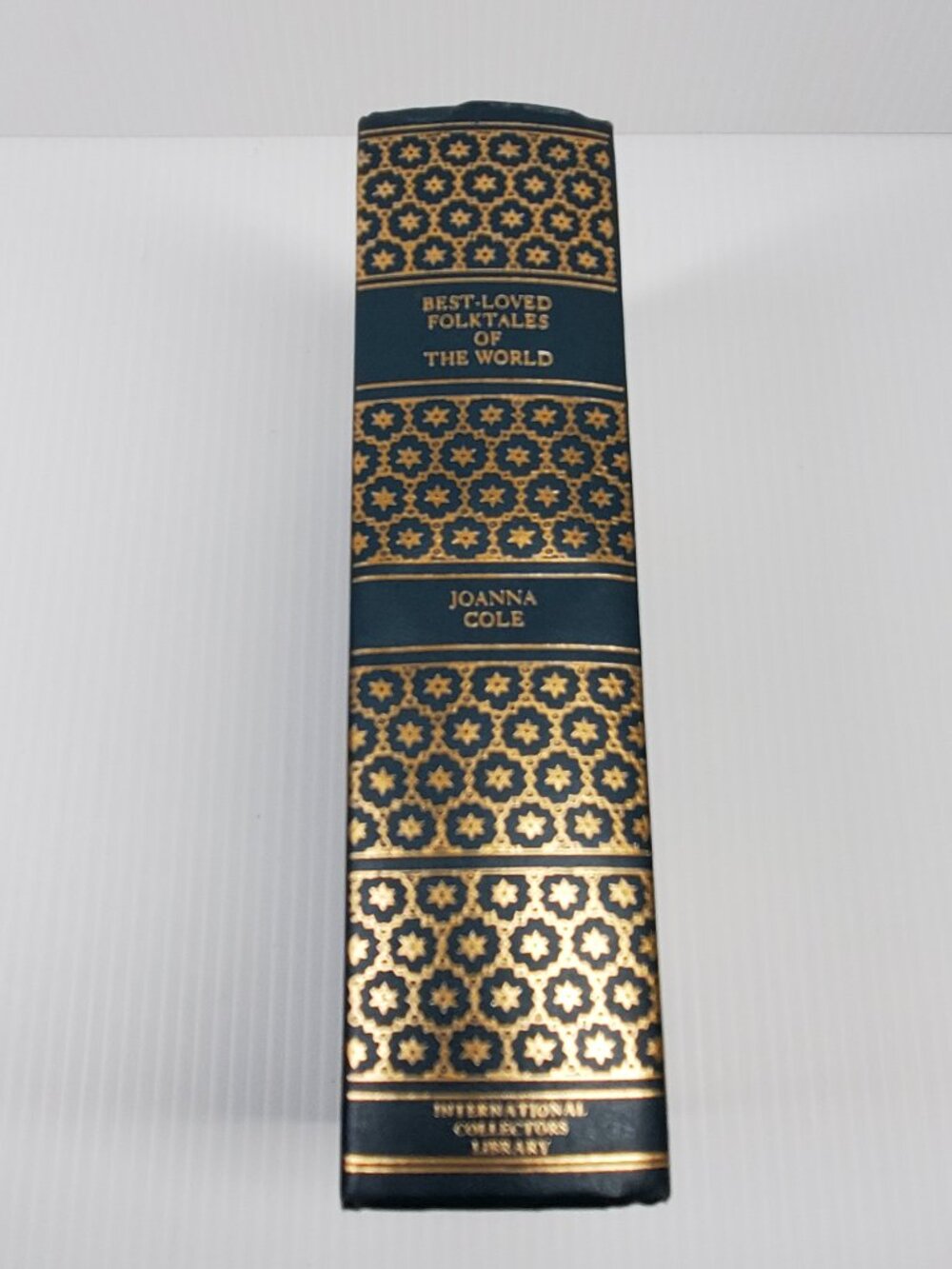 Best-loved Folktales of the World International Collectors Library Joanna Cole